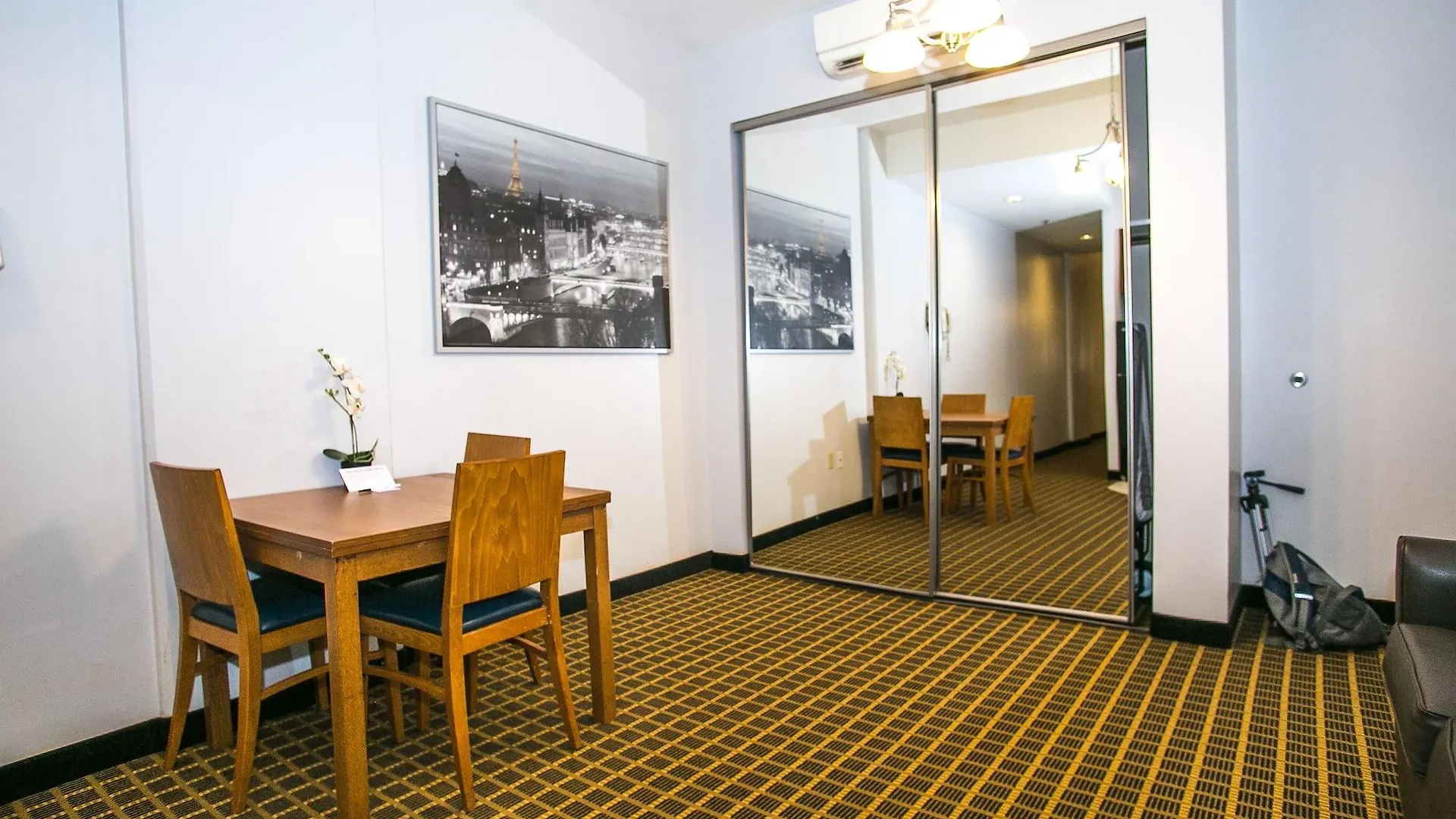 Pointe Plaza Hotel (Adults Only) New York