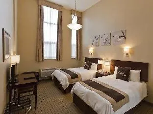 Pointe Plaza Hotel (Adults Only) New York