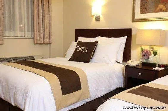 Pointe Plaza Hotel (Adults Only) New York