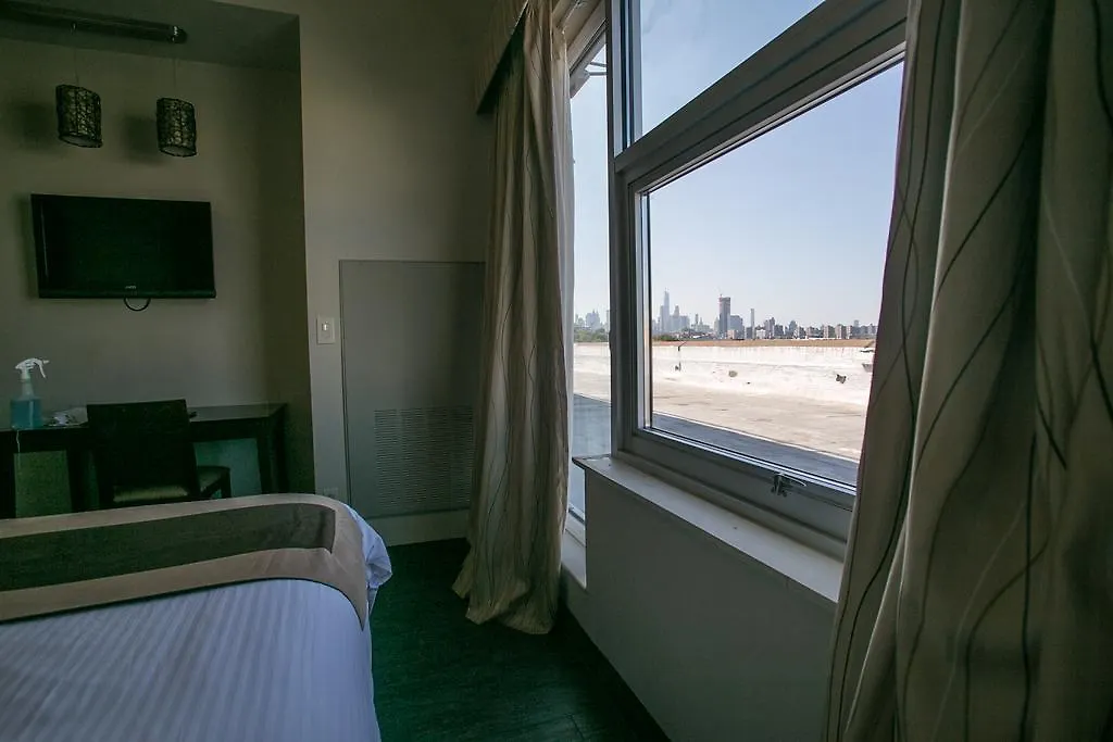 Pointe Plaza Hotel (Adults Only) New York
