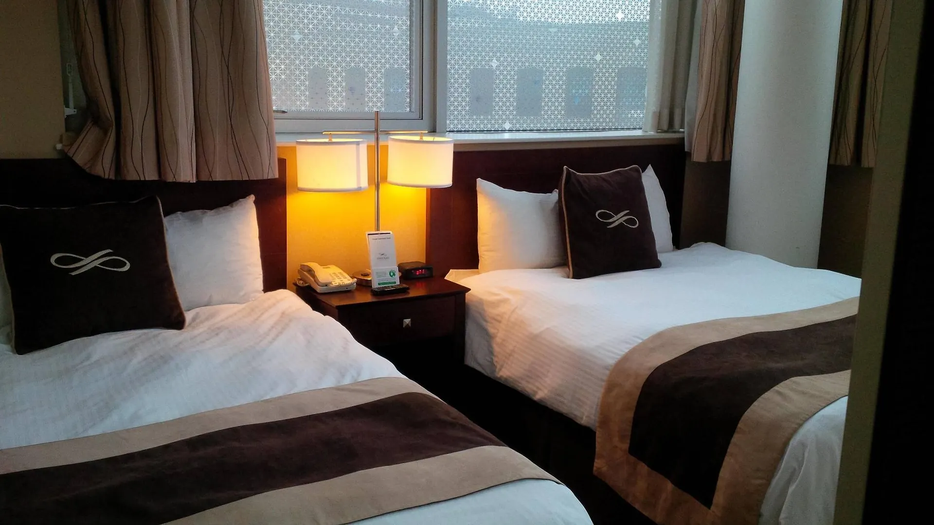 Pointe Plaza Hotel (Adults Only) New York 3*,